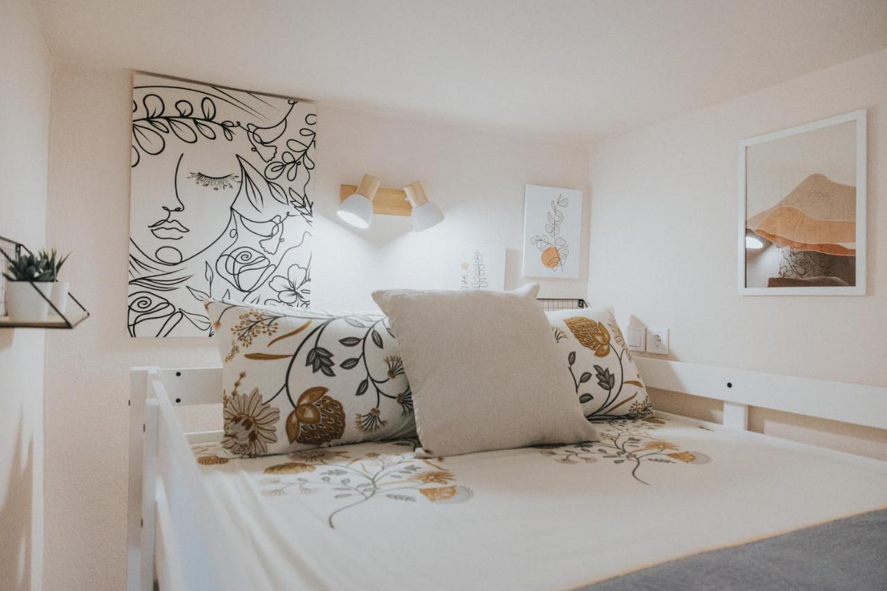 Bohemian Loft With View! Daire Golos Dış mekan fotoğraf